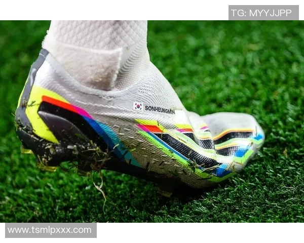 高颜值足球球星推荐鞋款一览 让你也能穿上同款装备展现风采